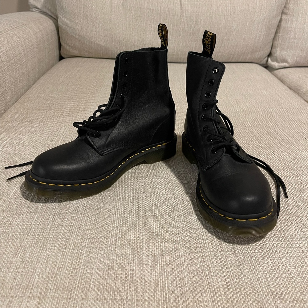 Dr. Martins